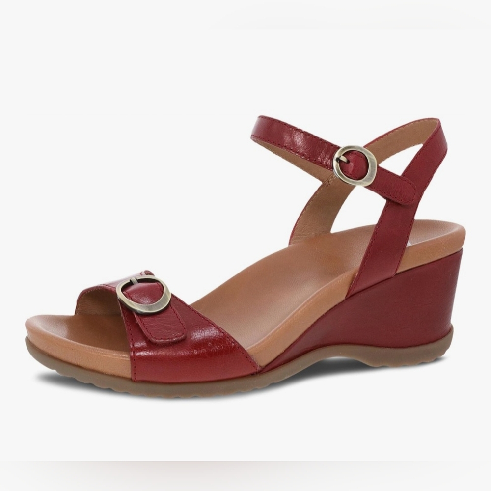 Nwt Dansko Red Wedge Sandals with Buckle Straps